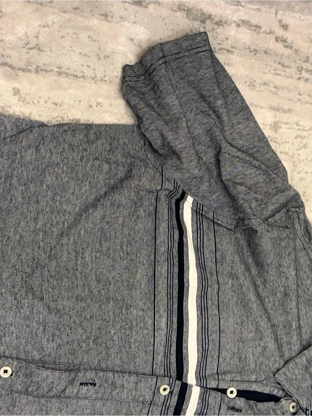 New Alfani Men’s Short Sleeve Grey Button-Up Polo Shirt with Stripe